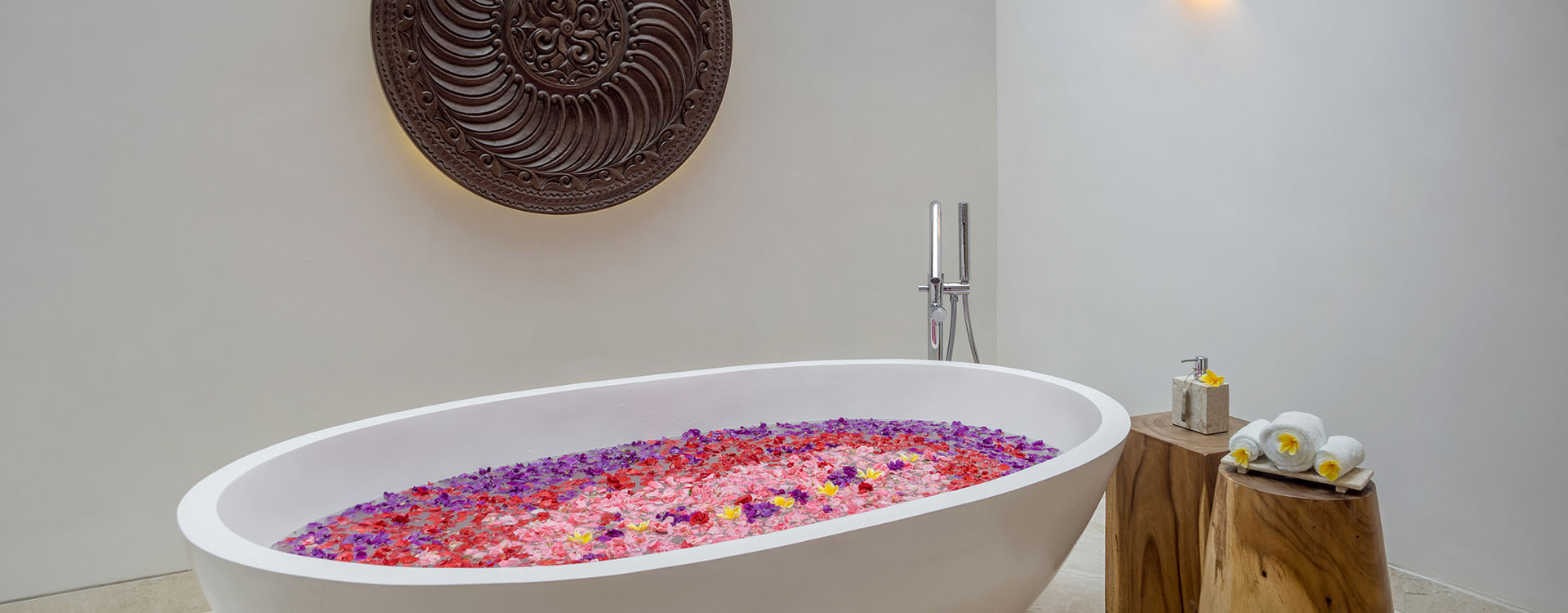 Grand Cliff Nusa Dua - Ensuite bathub