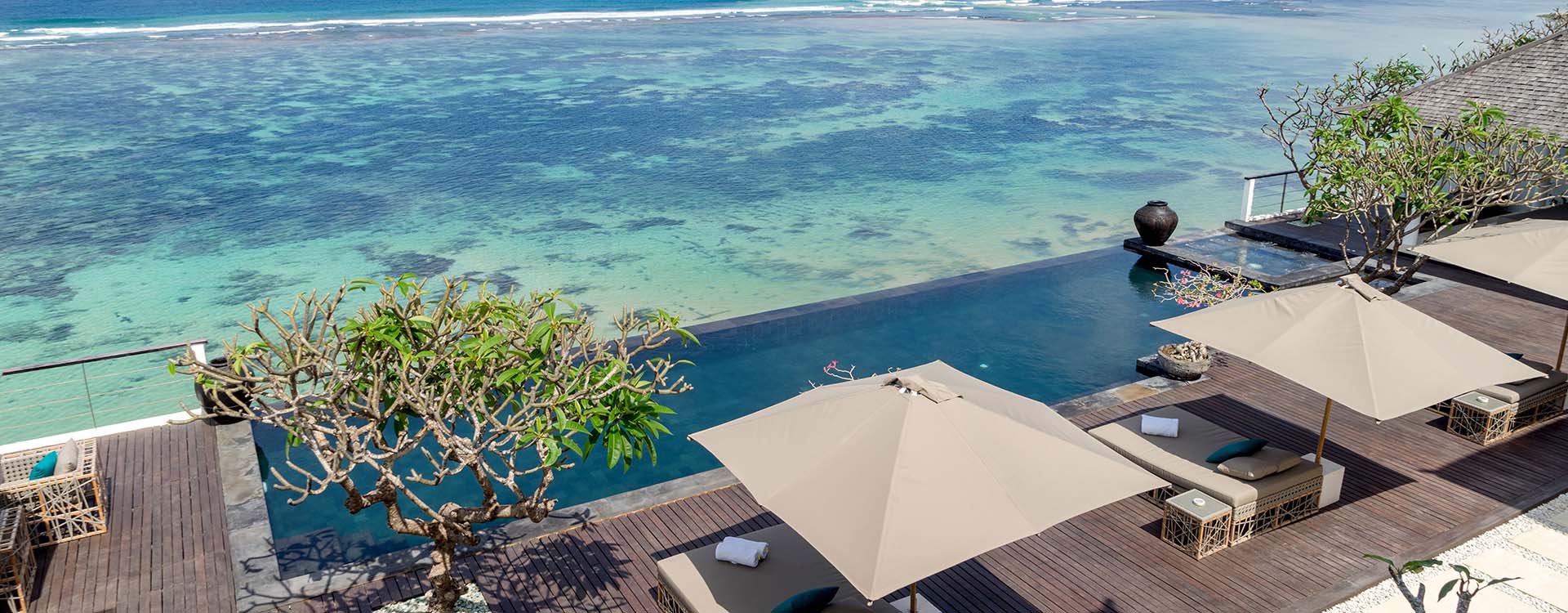 Grand Cliff Nusa Dua - Stunning view from pool